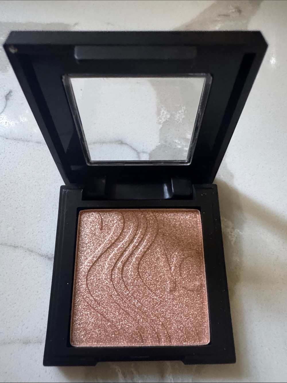 🌸5/$25🌸 YC Collection highlighter in coin